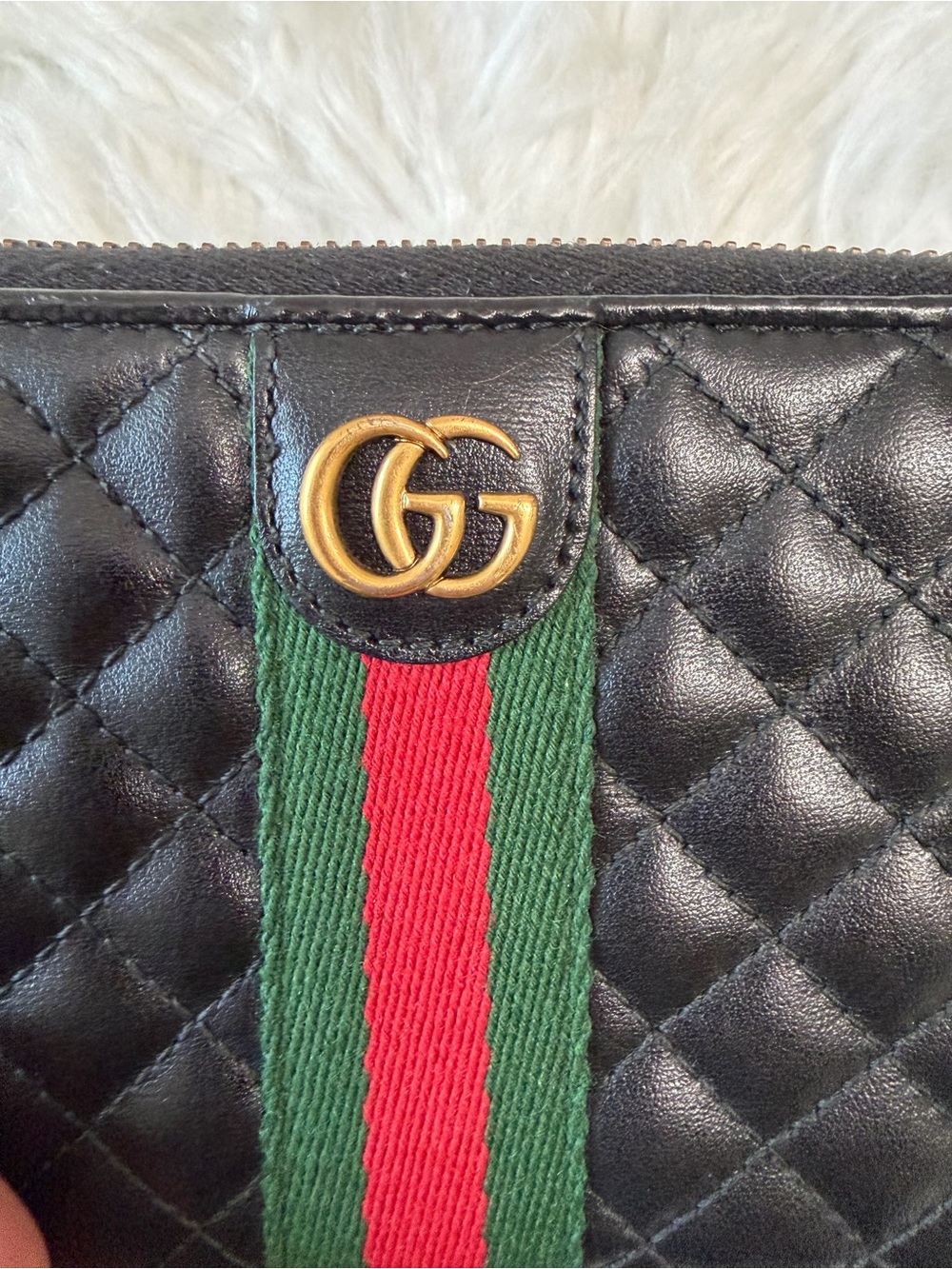 GUCCI MERMONT WEB ZIP AROUND QUILTED LEATHER WALLET - Picture 8 of 10